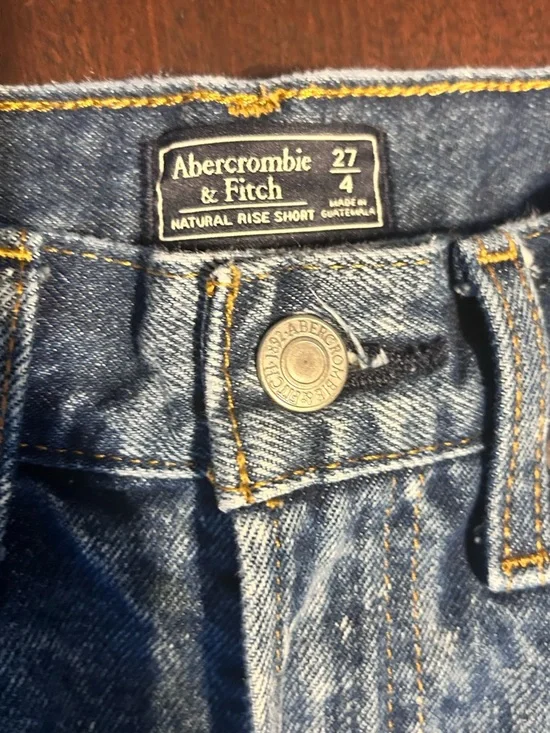 Abercrombie & Fitch Acid-Wash Denim Shorts - Blue - Picture 2 of 4